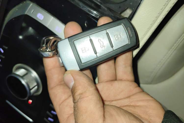 Used Zotye T700 2017 1.8T Dual-Clutch Prestige Model
