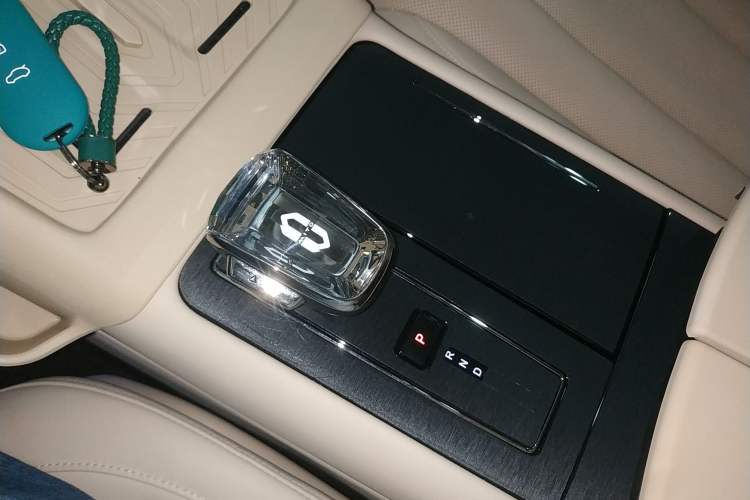 Used Hima AITO M7 2024 1.5T Intelligent Driving 4WD Max Edition 5 Seats
