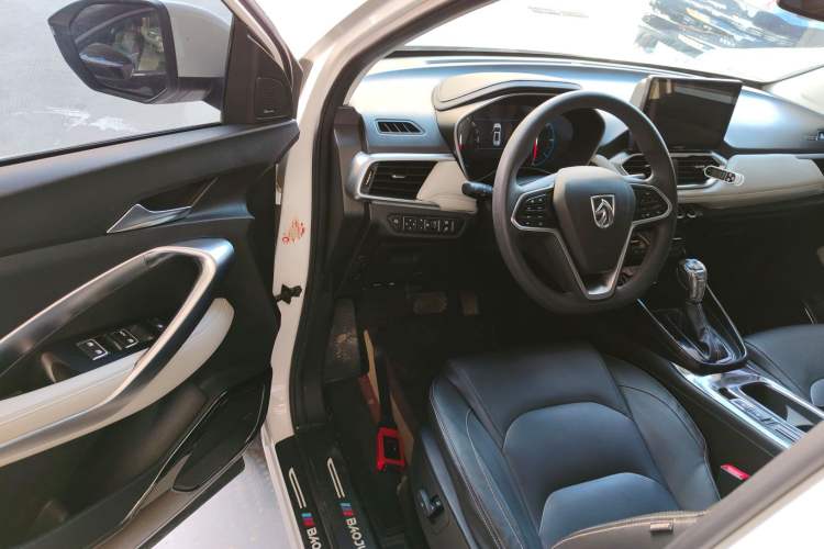 Used Baojun 530 2019 1.5T CVT Prestige Version National V
