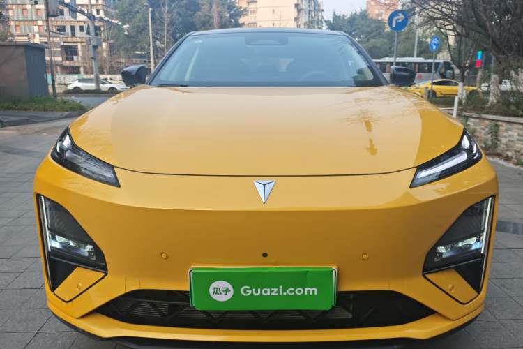 Used  S07 2026 230Ultra with Huawei Qiankun ADS SE Edition