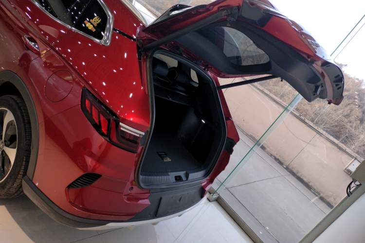 Used BYD Song PLUS New Energy 2021 EV Flagship Model
