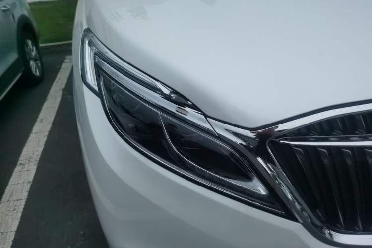 Used Buick GL8 2018 ES 28T Luxury Model China VI Standard
