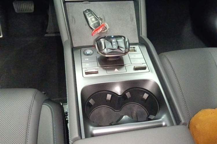 Used BYD Qin L 2025 DM-i Smart Drive 120KM Superior Model
