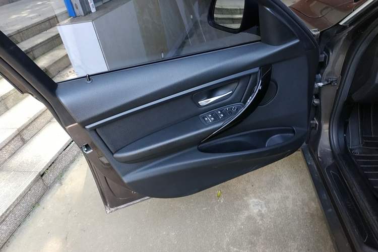 Used BMW 3 Series 2017 320Li Fashion Model