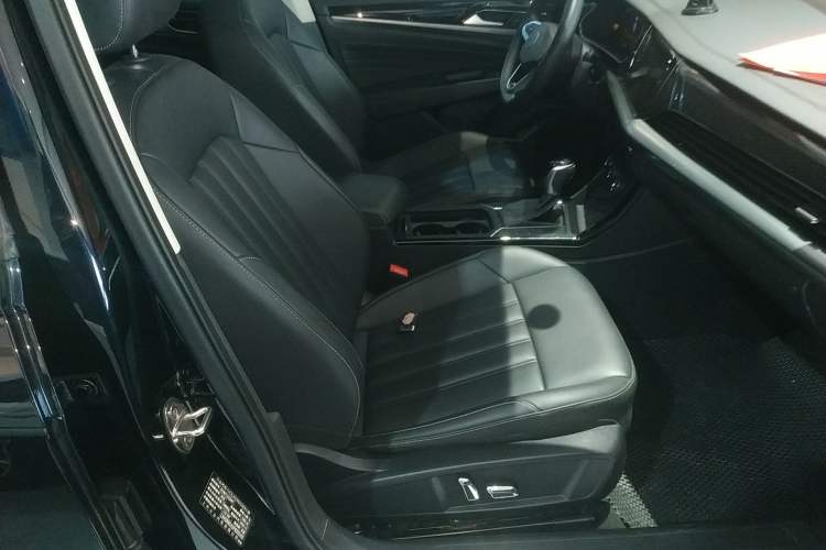 Used Volkswagen Passat 2024 280TSI Business Edition