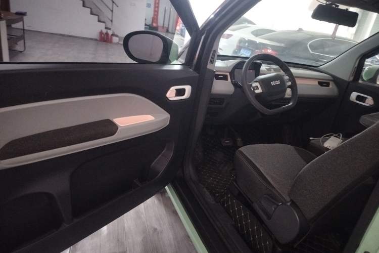 Used Chery QQ Ice Cream 2022 120km Conical Shape Lithium Iron Phosphate
