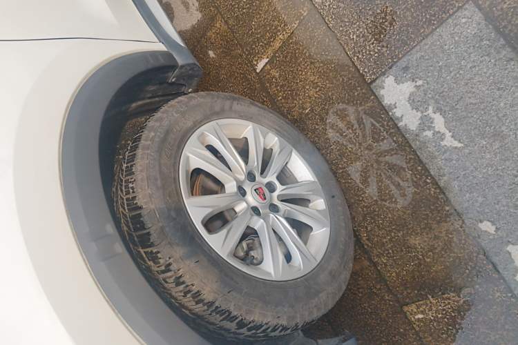 Used Roewe RX5 2018 20T Two-Wheel Drive Automatic Flagship Edition
