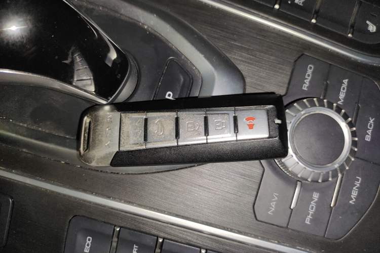 Used Wey VV5 2021 1.5T Two-Wheel Drive Smart Pioneer
