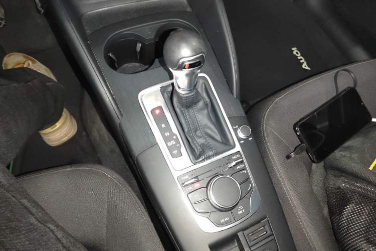 Used Audi A3 2015 Limousine 35 TFSI Millionth Anniversary Intelligent Leading Model
