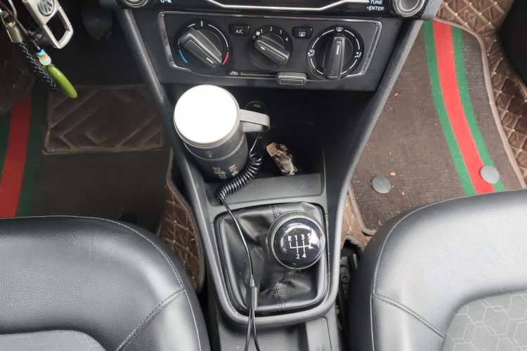 Used Volkswagen Santana 2013 1.4L Manual Comfort Edition
