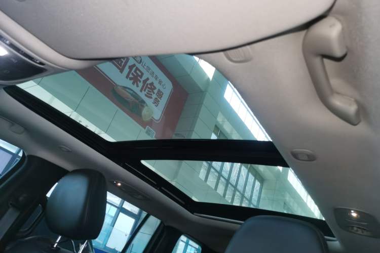 Used  Grand Commander 2018 2.0T Four-Wheel Drive Enjoyment Version China V
