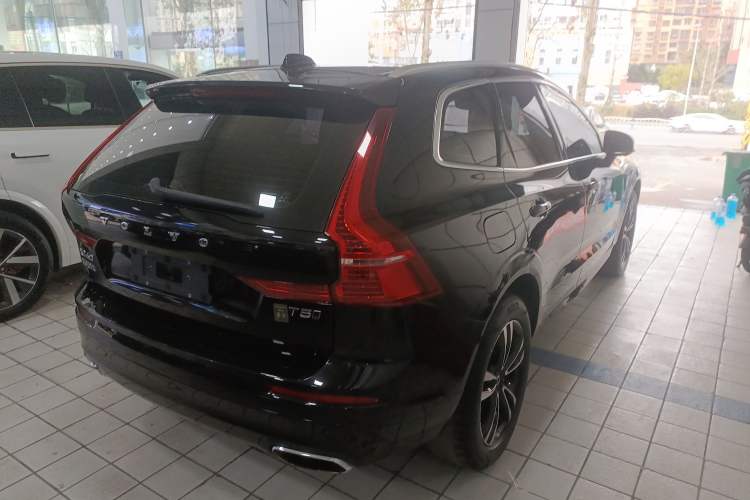 Used Volvo XC60 2019 T5 4x4 Zhiyuan Edition China VI Standard