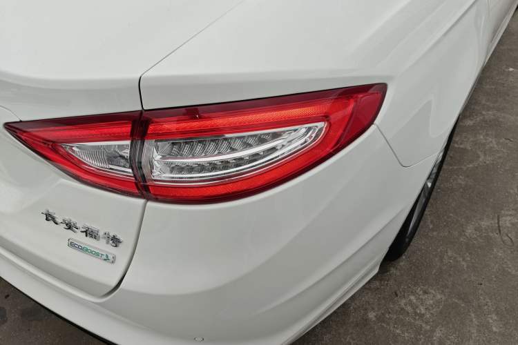 Used Ford Mondeo 2013 2.0L GTDi 200 Fashion Edition