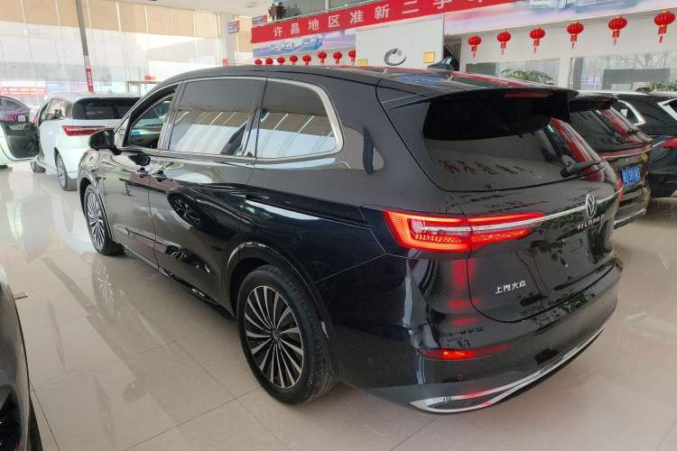 Used Volkswagen Viloran 2024 380TSI Premium Edition
