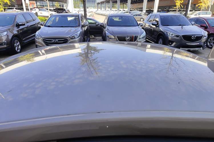 Used Volkswagen Bora 2015 Value Edition 1.6L Manual Fashionable Style
