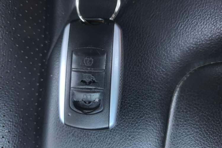 Used Dongfeng Fengon 580 2016 1.5T Manual Luxury Version