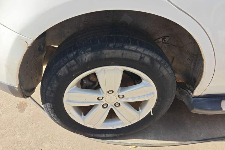 Used Geely Auto GX7 2014 1.8L Manual Value Edition
