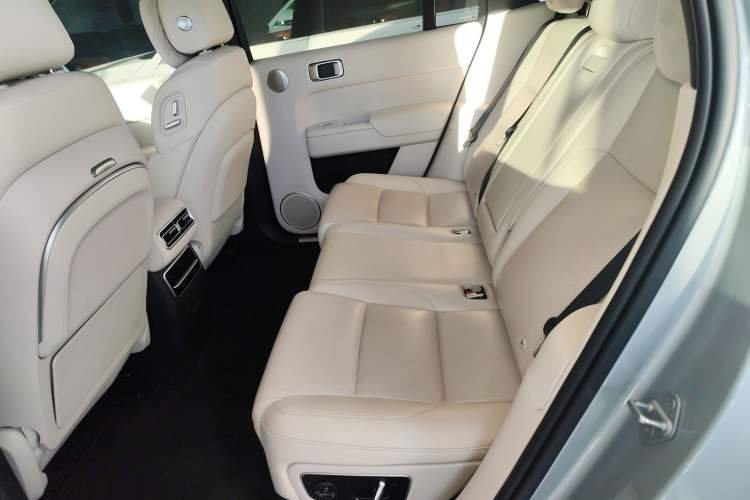 Used Li Auto L7 2023 Pro Model
