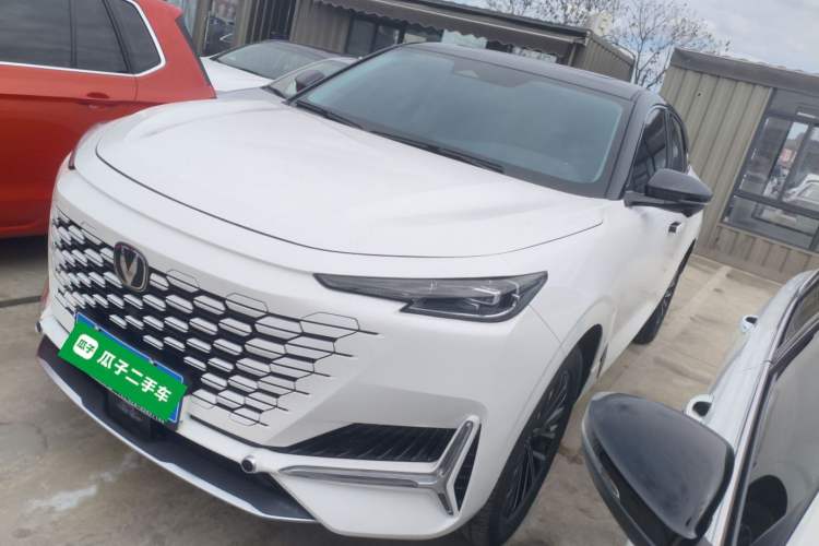 Used Changan UNI-K 2024 2.0T Two-Wheel Drive Enjoyment Version