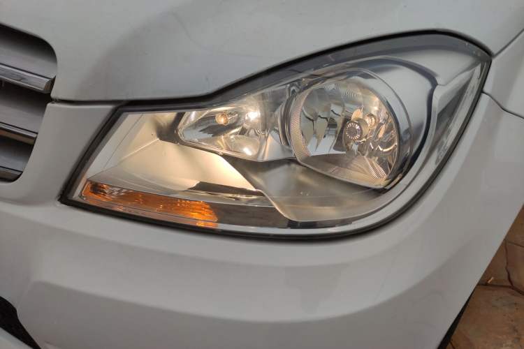 Used Mercedes-Benz C-Class 2013 C 180 Classic Grand Edition
