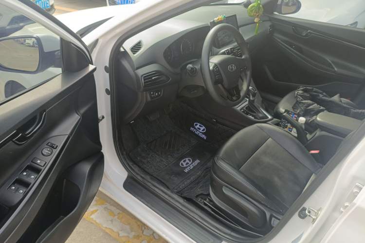 Used Hyundai Celesta 2018 1.6L Automatic GL Enjoyment Edition China VI compliant
