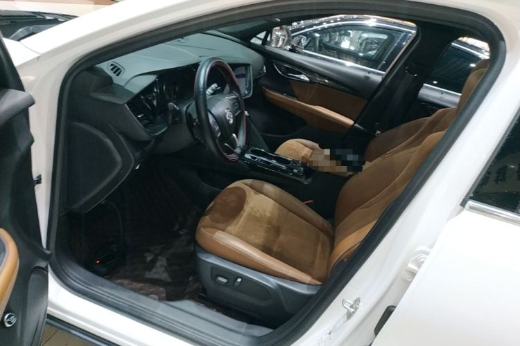 Used Buick Envision 2020 Encore S 652T Two-Wheel Drive Luxury Model
