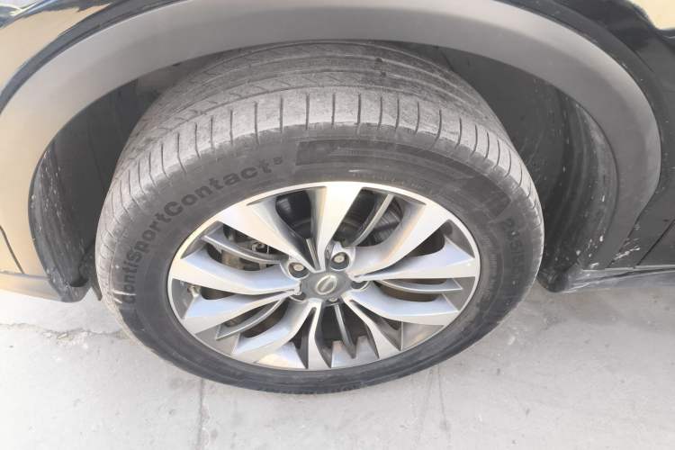 Used GAC Trumpchi GS8 2017 320T Two-Wheel Drive Luxury Smart Connectivity Version (7 Seats)