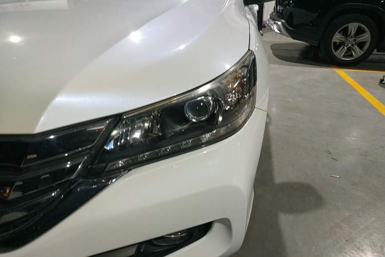 Used Honda Accord 2015 2.0L EX Luxury Edition
