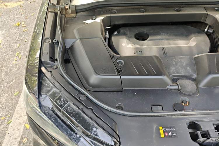 Used Wey VV6 2020 2.0T Two-Wheel Drive Smart Enjoyment+
