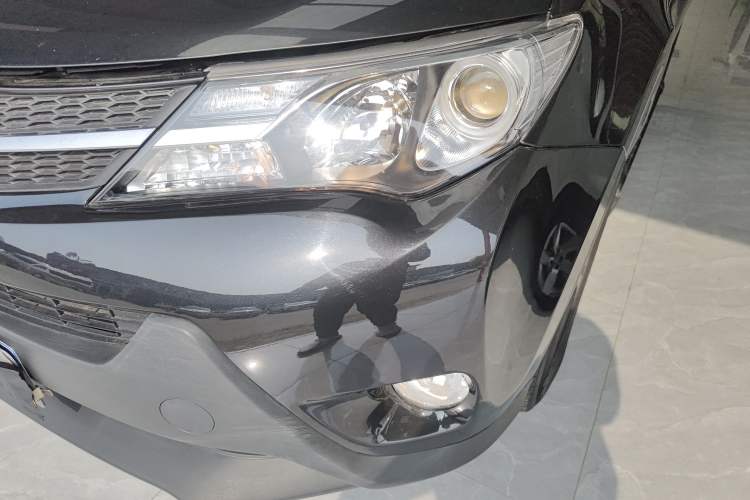 Used Toyota RAV4 2015 2.0L CVT Two-Wheel Drive Fashion Edition