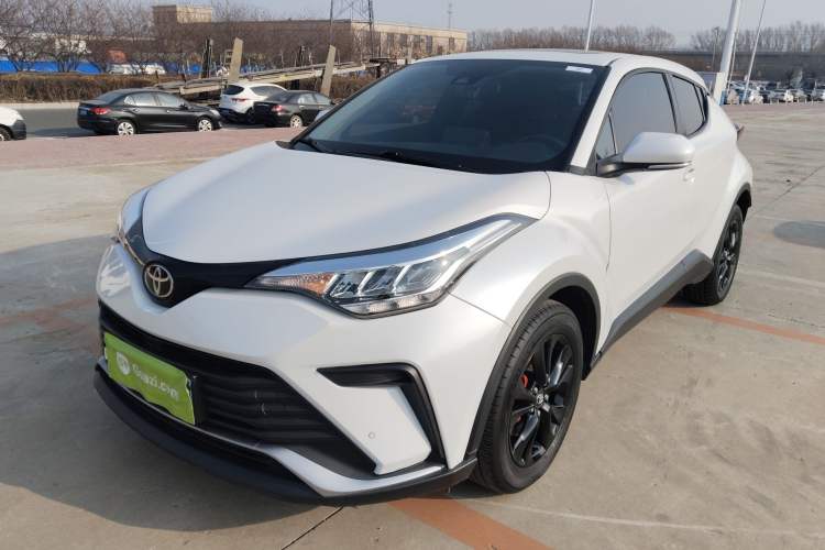 Used Toyota IZOA 2021 2.0L Enjoy Edition
