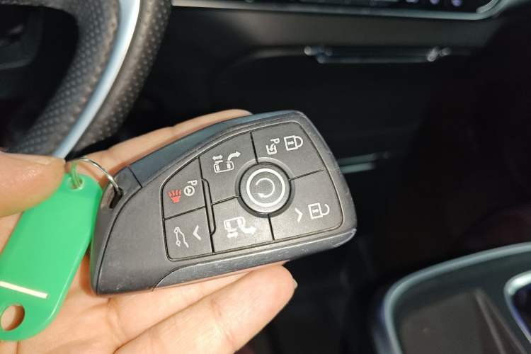 Used Buick Century 2023 2.0T Six-Seater Yinshi Edition