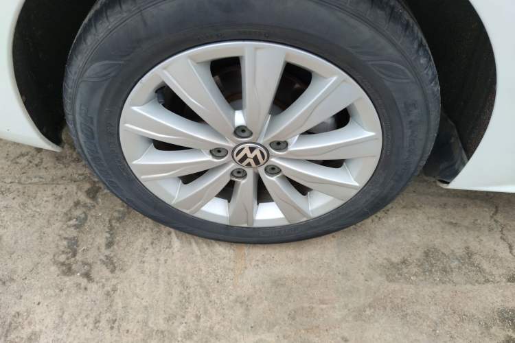 Used Volkswagen Sagitar 2014 Revised Version 1.6L Automatic Leading Edition
