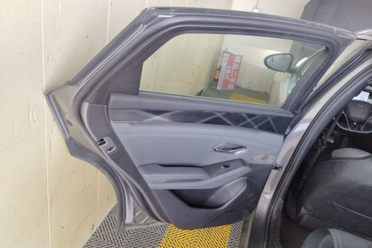 Used BYD Qin L 2024 DM-i 120KM Beyond Model
