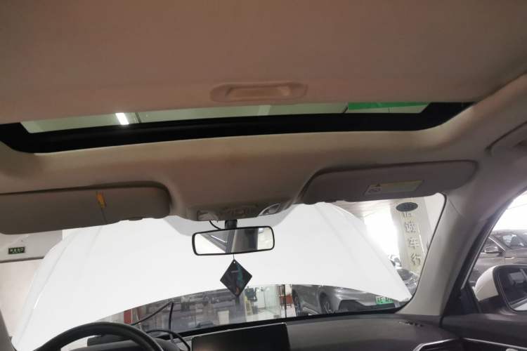 Used Dongfeng Aeolus Yixuan 2020 230T Automatic Dazzle Track Edition