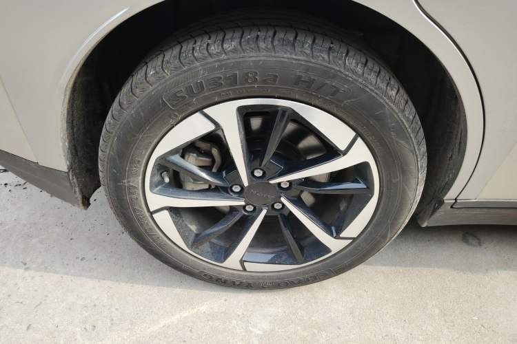 Used AION Y 2023 Plus 510 Smart Edition
