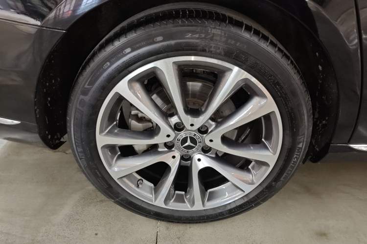 Used Mercedes-Benz E-Class 2019 Restyled E 300 L Luxury Edition
