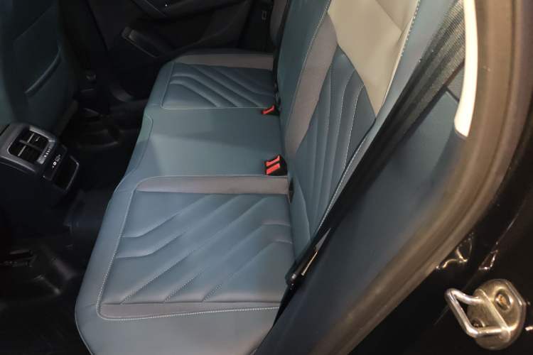 Used Volkswagen Tharu 2023 300TSI Two-Wheel-Drive Full Moon Edition
