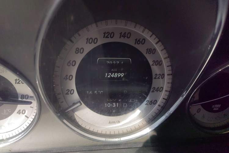 Used Mercedes-Benz GLK-Class 2015 GLK 260 4MATIC Dynamic Edition Ultimate Version
