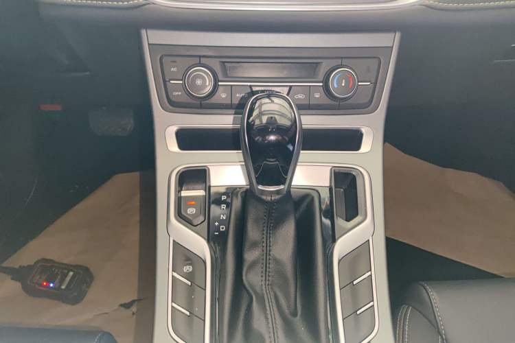 Used Geely Auto Emgrand 2021 UP 1.5L CVT Luxury Model
