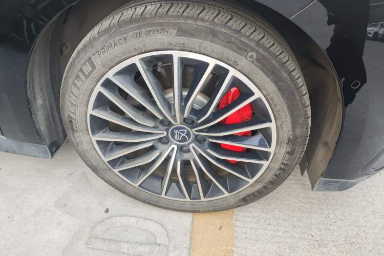 Used BYD Han 2025 EV Intelligent Driving Edition 701KM LiDAR Flagship Model
