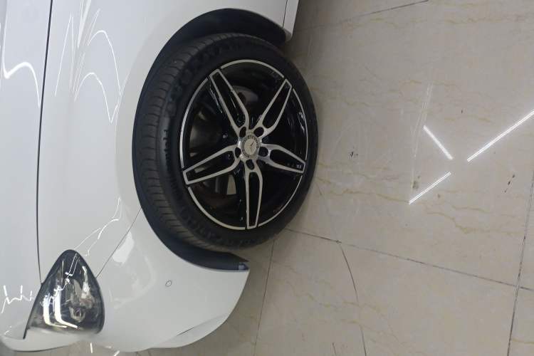 Used Mercedes-Benz E-Class 2017 Facelift E 200 Sport 4MATIC
