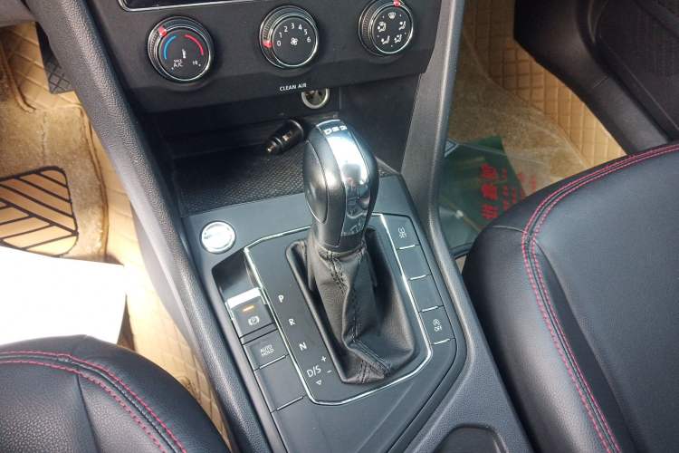 Used Volkswagen Tharu 2019 280TSI Two-Wheel-Drive Trend Edition China V Standard
