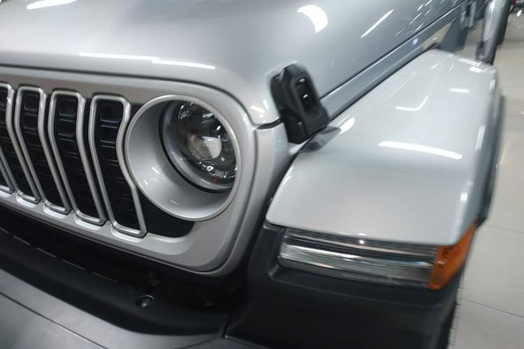 Used  Wrangler 2024 2.0T Sahara Four-Door Edition
