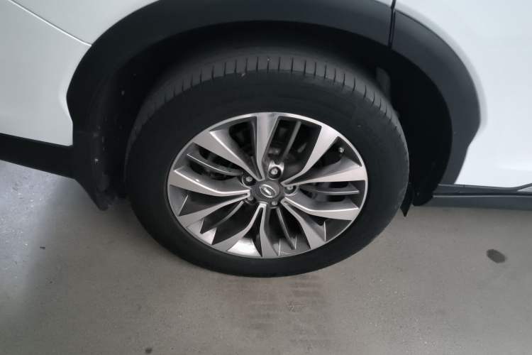 Used GAC Trumpchi GS8 2017 320T Two-Wheel Drive Luxury Smart Connectivity Version (7 Seats)