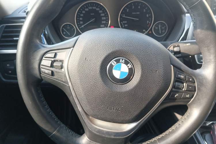 Used BMW 3 Series 2018 320Li Fashion Model
