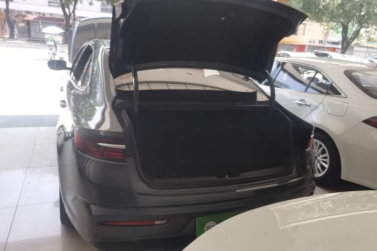 Used Geely Auto Preface 2021 2.0TD Luxury Version
