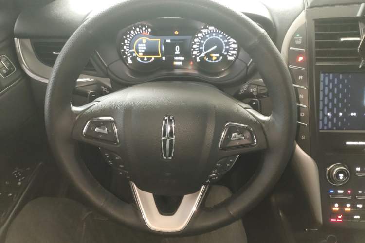 Used Lincoln MKC 2017 2.0T Two-Wheel Drive Zunyue Edition