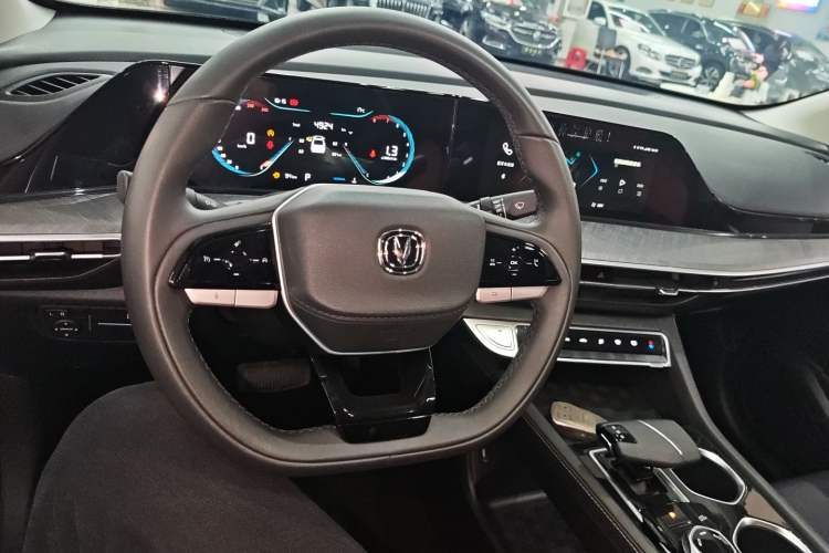 Used Changan Eado 2024 PLUS Blue Whale NE 1.4T GDI DCT High-Energy Edition
