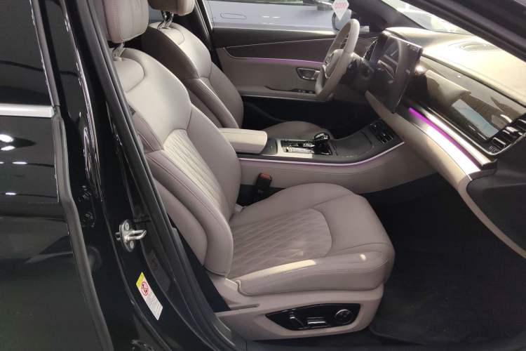 Used BYD Han 2025 EV with 701 km of Laser Radar-Enabled Intelligent Driving